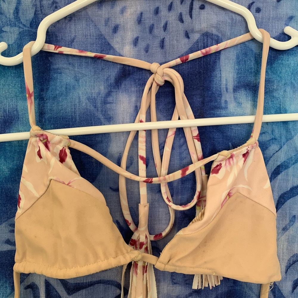 ✨RARE Acacia Swimwear Island Orchid Uns bikini top